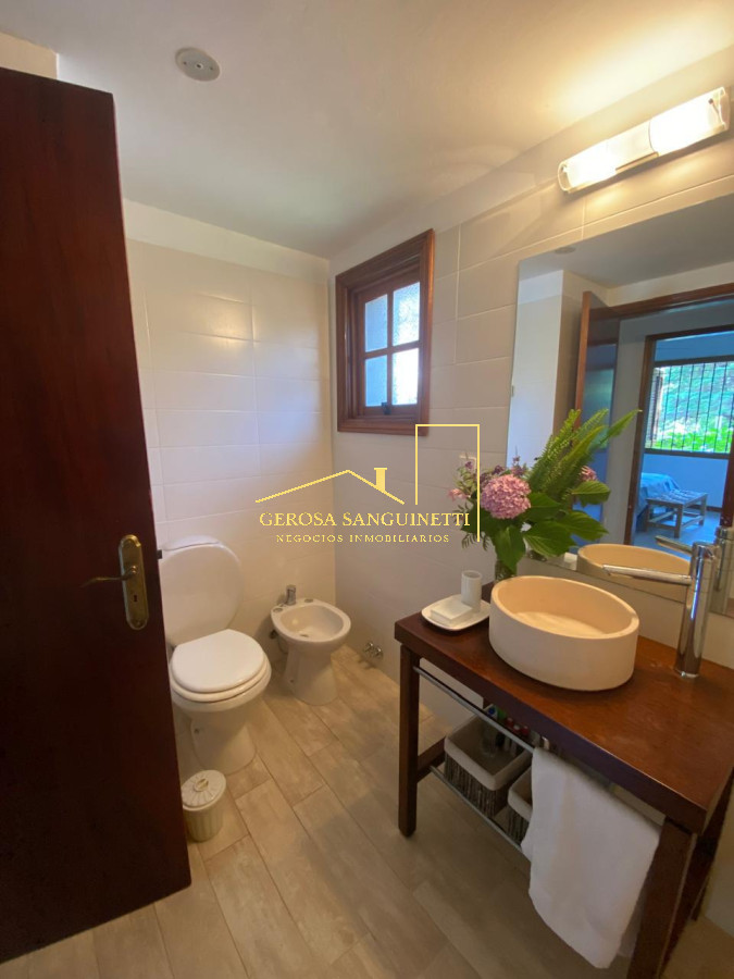 Casa ID.3259 - Muy linda casa de 3 dormitorios en Punta del Este en alquiler