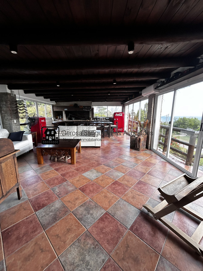 Casa ID.3047 - Importante casa en Punta Ballena 