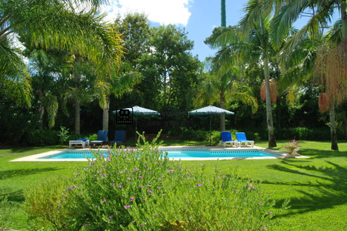 Casa ID.1590 - Espectacular casa, con todas las comodidades