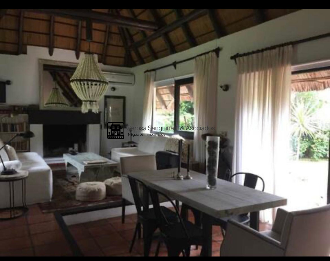 Casa ID.3304 - Casa de 3 dormitorios en alquiler anual en Rincón del Indio