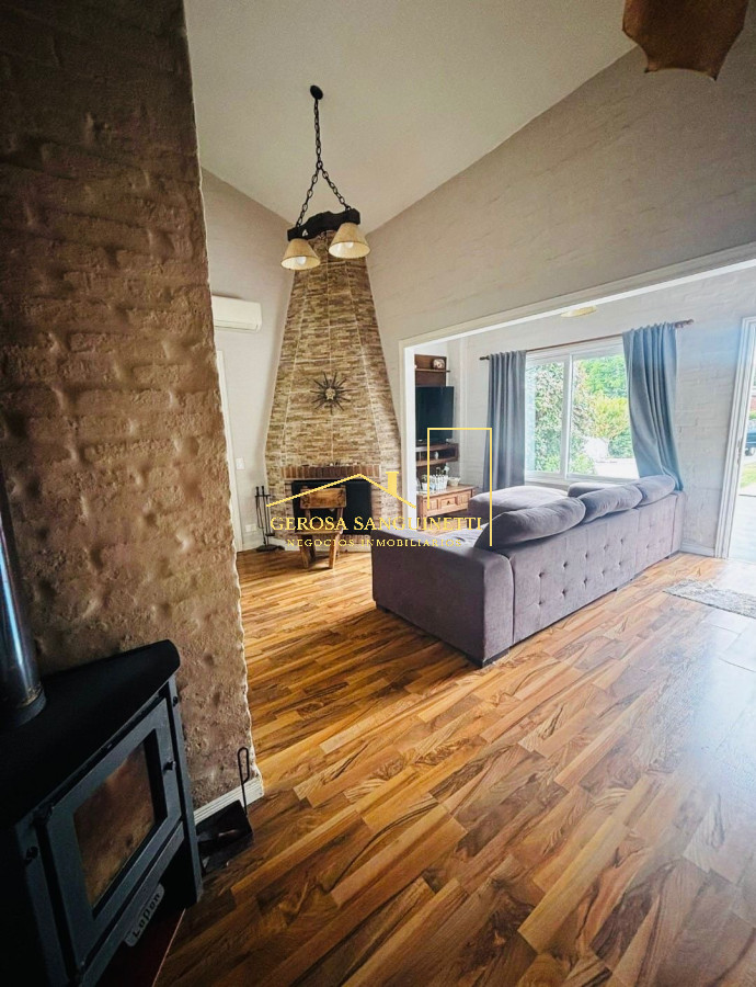 Casa ID.2795 - Muy linda casa en pinares