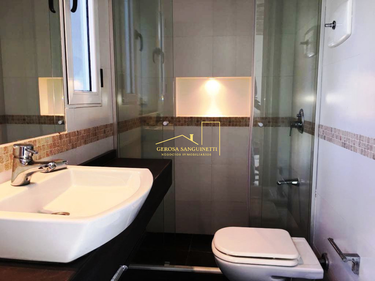 Casa ID.3673 - Casa en Manantiales en venta con 3 dormitorios