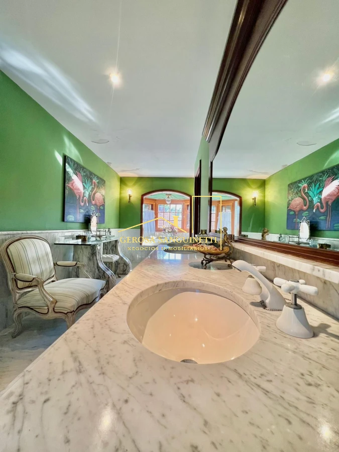 Casa ID.3254 - Gran casa de 10 dormitorios en alquiler en Punta del Este