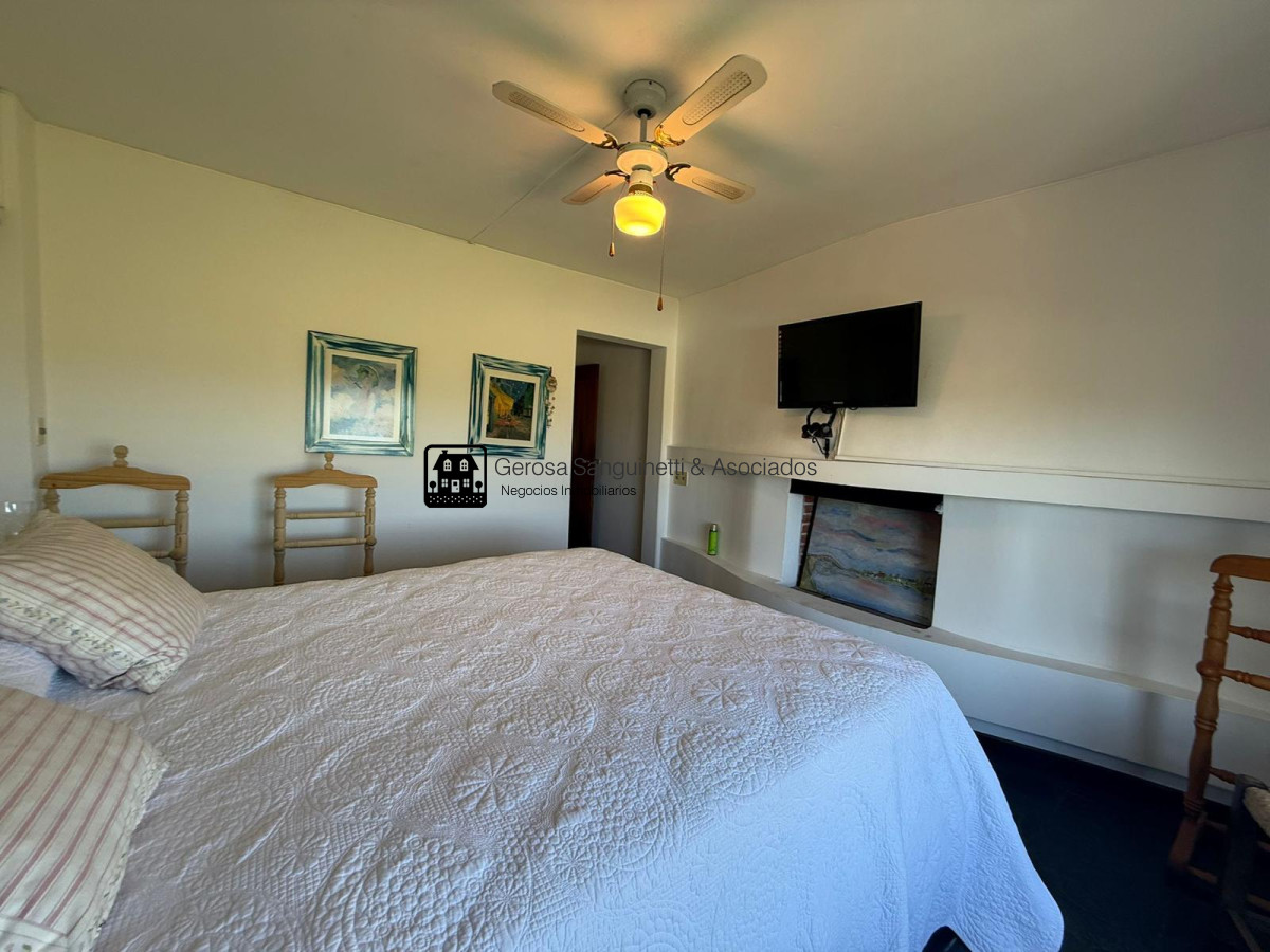 Casa ID.3346 - Espectacular casa de 3 dormitorios en alquiler en Solanas