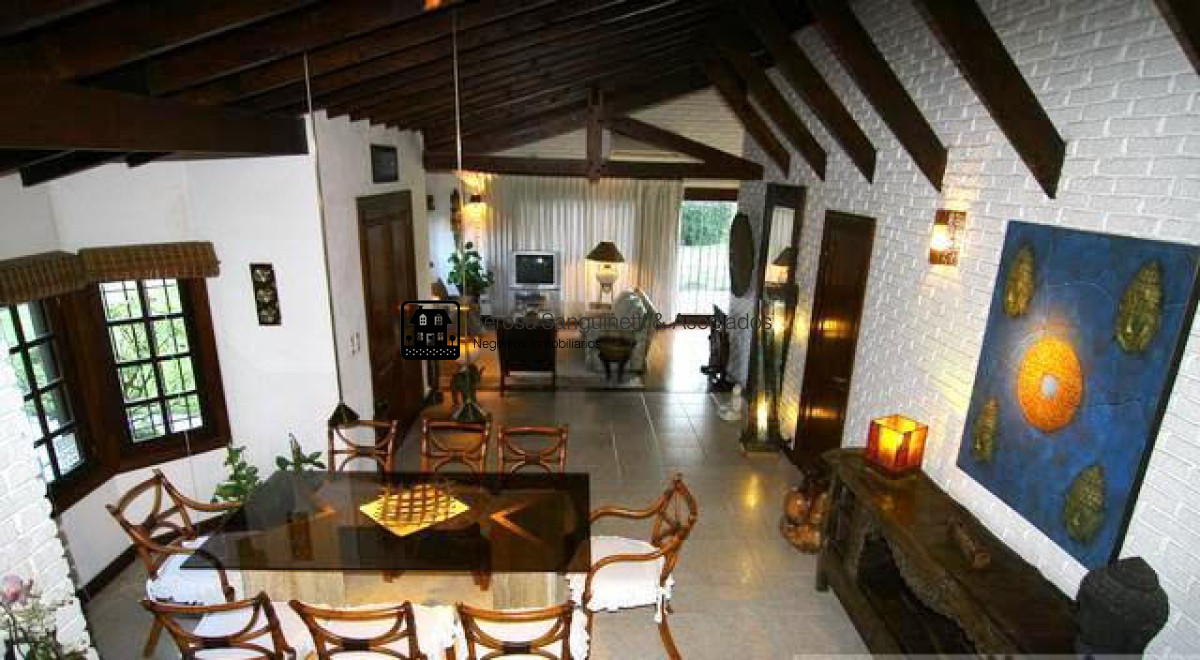 Casa ID.1658 - Espectacular casa con todas las comodidades