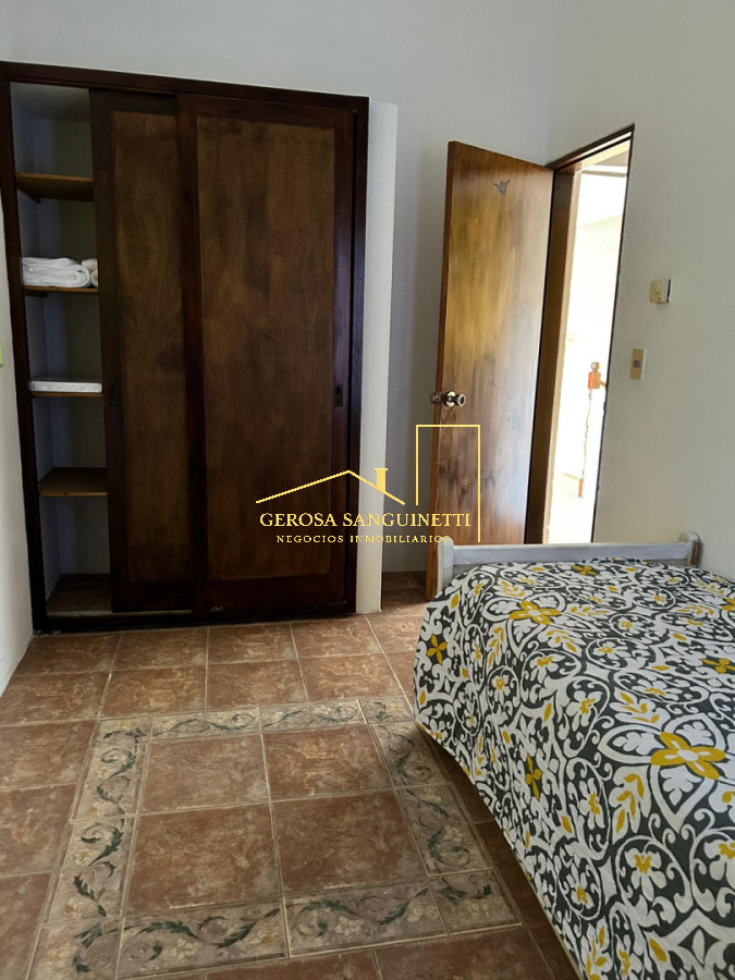 Casa ID.2124 - Casa en Pinares de 3 dormitorios en venta 