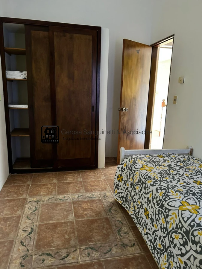 Casa ID.2124 - Casa en Pinares de 3 dormitorios en venta 
