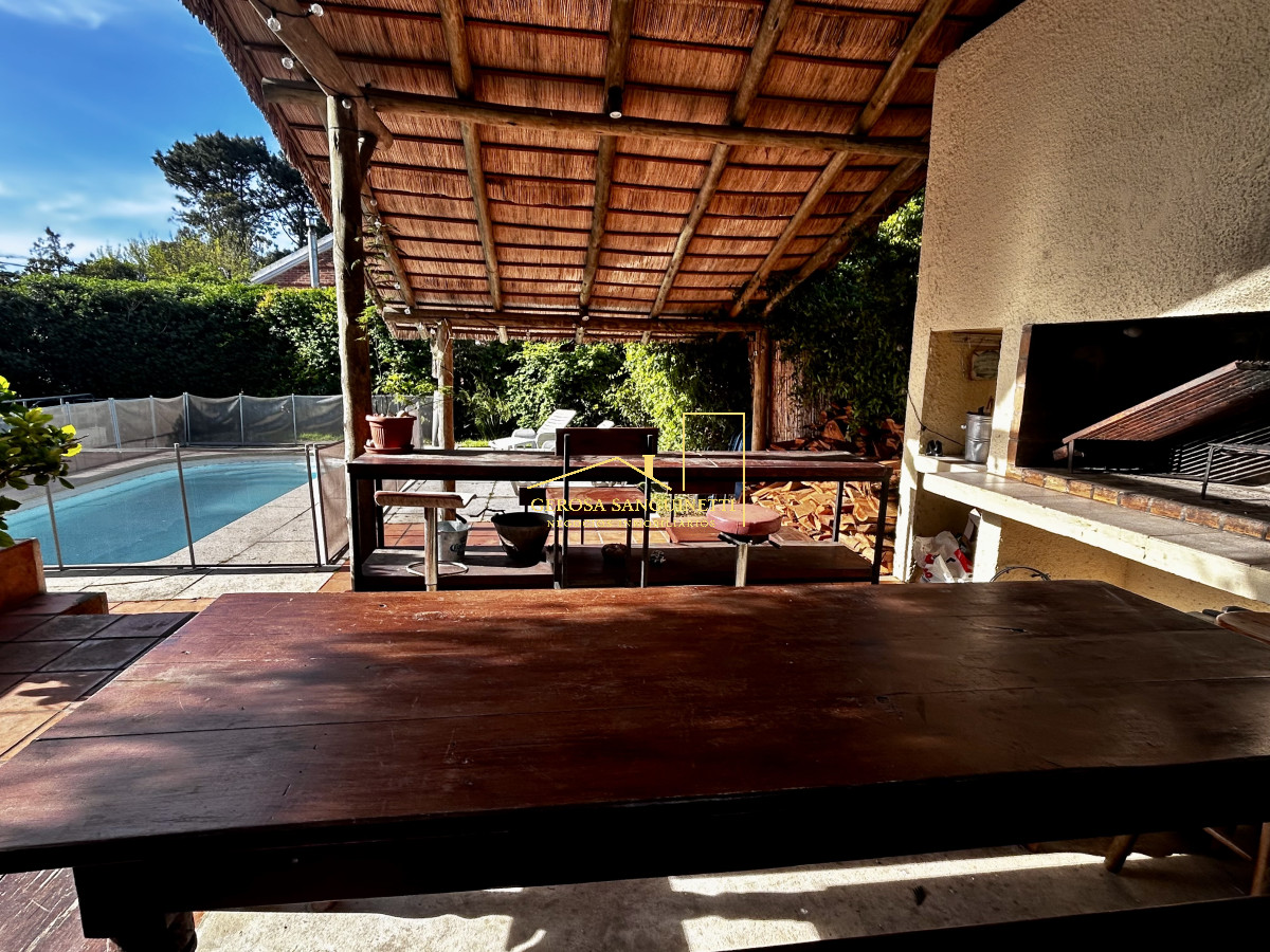 Casa ID.3164 - Muy linda casa en la mansa en alquiler temporario 