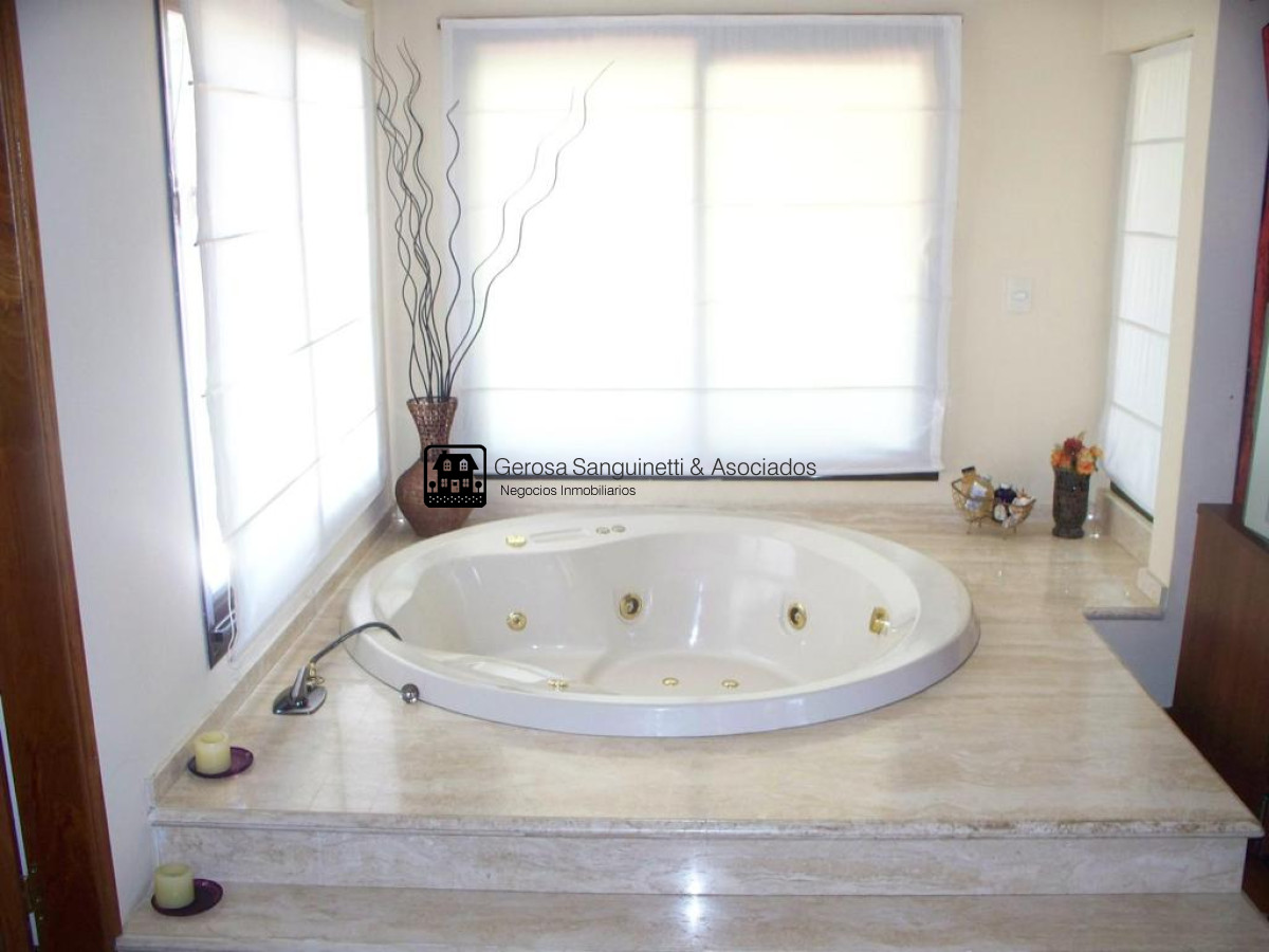 Casa ID.2046 - Casa en la Mansa ideal para vacaciones !!