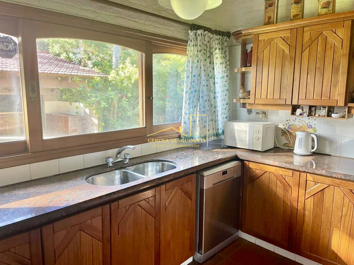 Casa ID.2657 - Muy linda casa a a metros del mar en Punta del Este 3 dormitorios