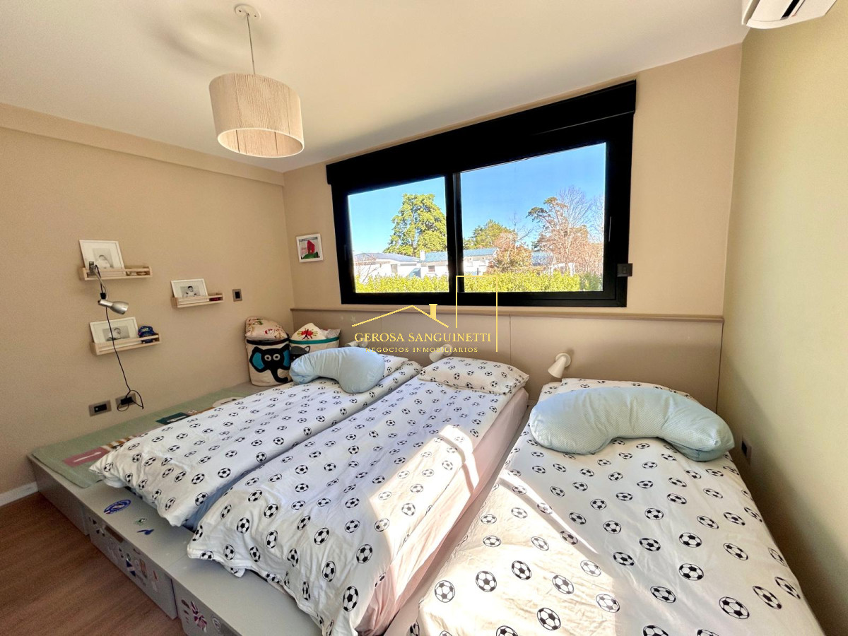 Casa ID.3220 - Confortable casa de 4 dormitorios en Punta del Este en alquiler