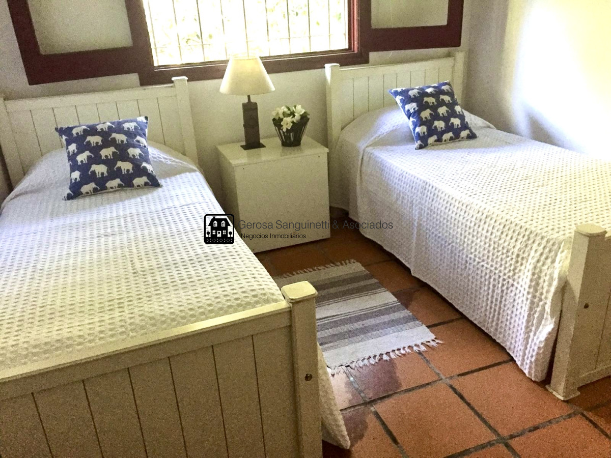 Casa ID.2728 - Muy linda casa en alquiler de temporada en Playa Verde