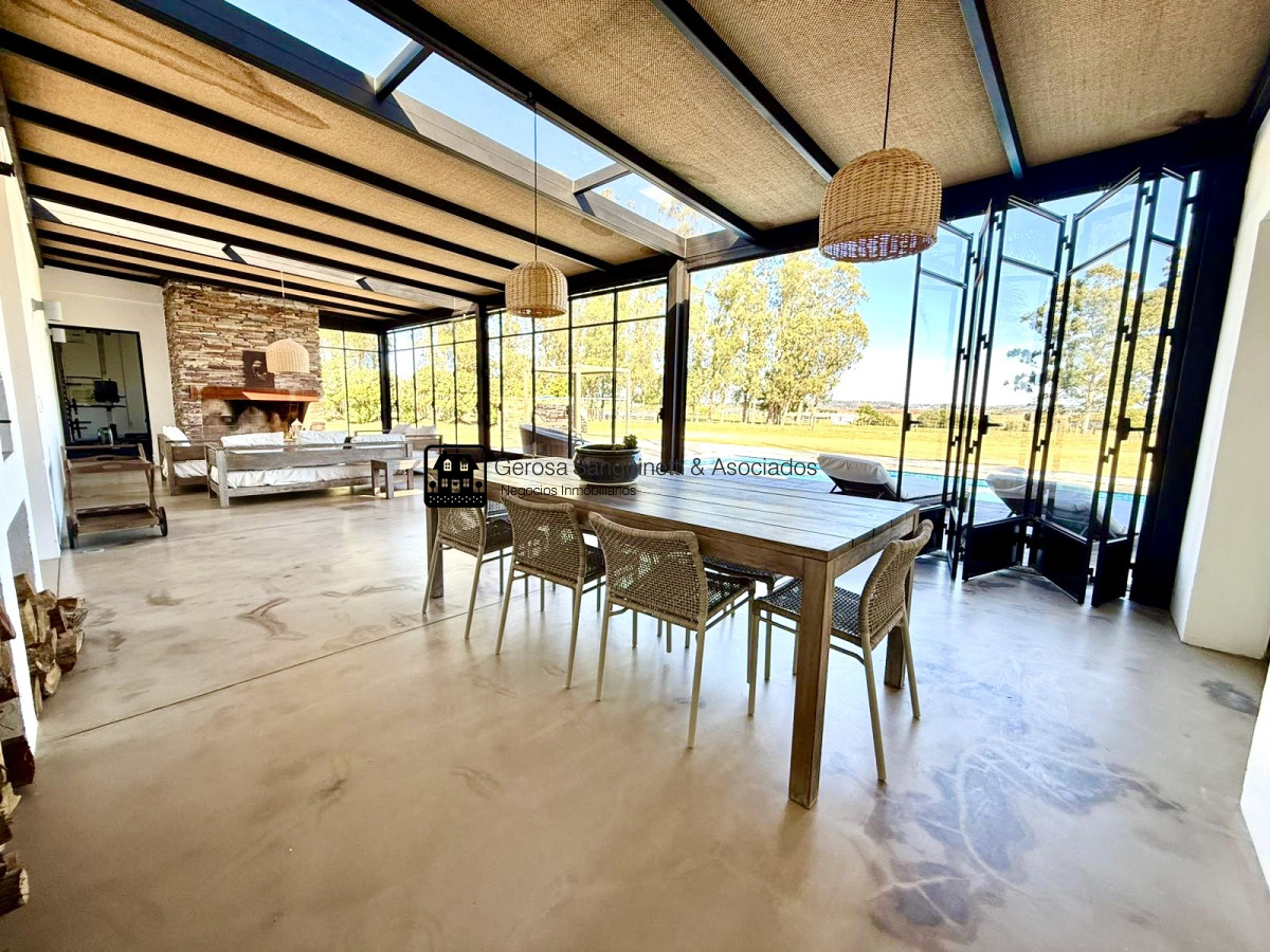 Casa ID.3123 - Espectacular casa en El Quijote