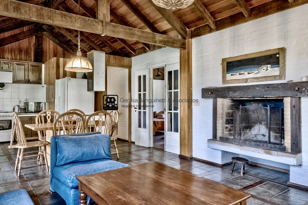 Casa ID.1331 - Muy linda casa en Pinares con piscina para 11 personas