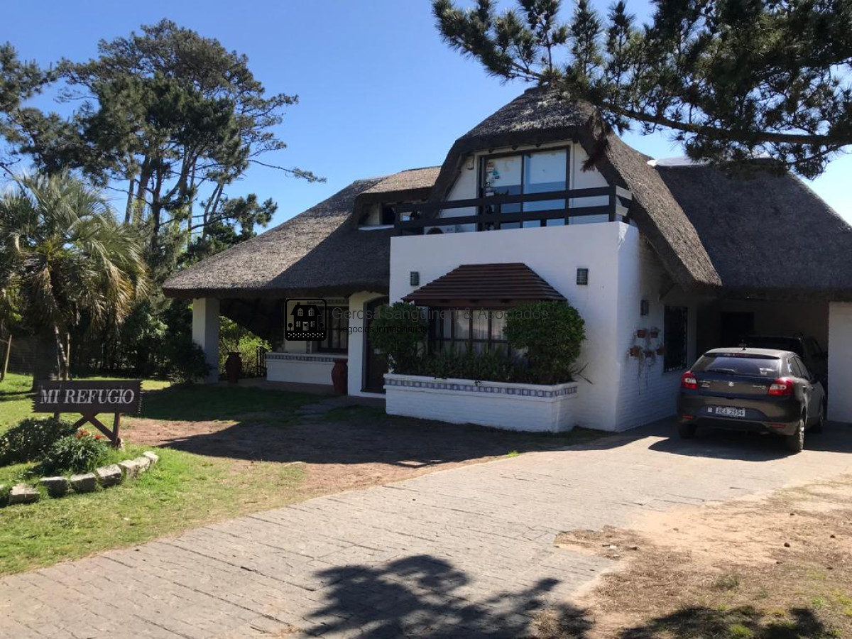 Casa ID.1985 - Pinares, a metros del mar