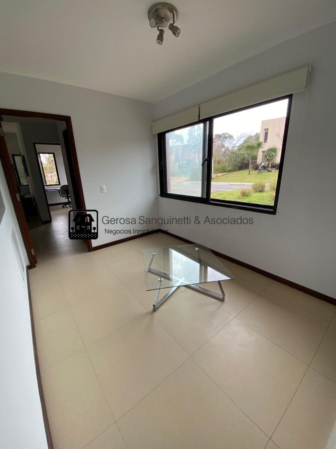 Casa ID.1557 - Casa en Barrio Privado La Arbolada