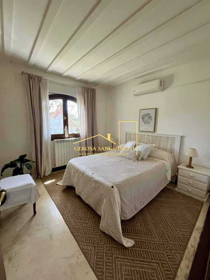 Casa ID.3164 - Muy linda casa en la mansa en alquiler temporario 