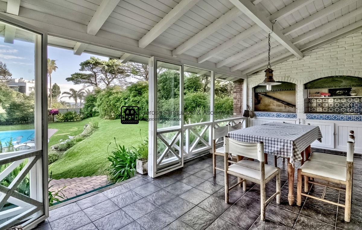 Casa ID.1331 - Muy linda casa en Pinares con piscina para 11 personas