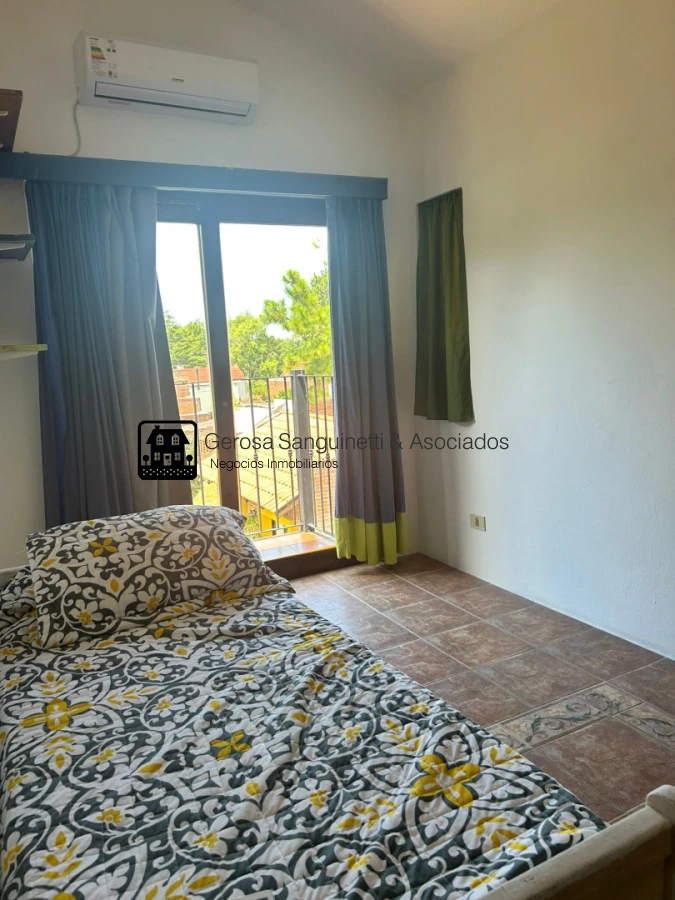 Casa ID.2124 - Casa en Pinares de 3 dormitorios en venta 