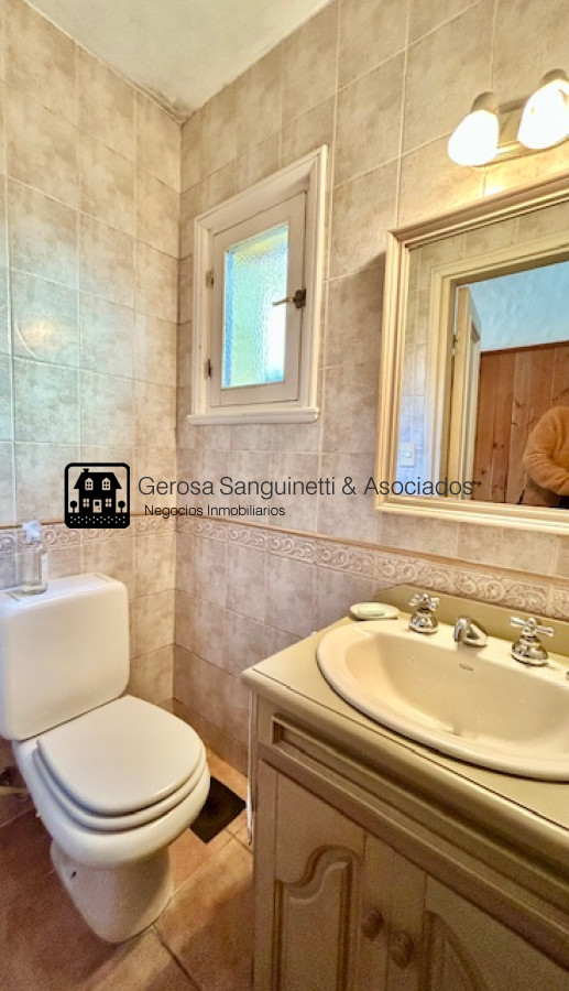 Casa ID.2672 - Casa en venta en la Mansa, excelente ubicación 
