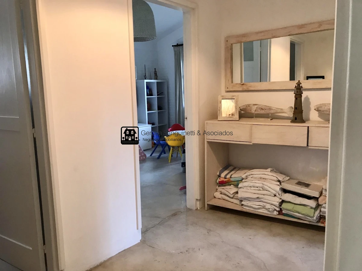 Casa ID.1555 - Muy linda casa en la Mansa con piscina y barbacoa