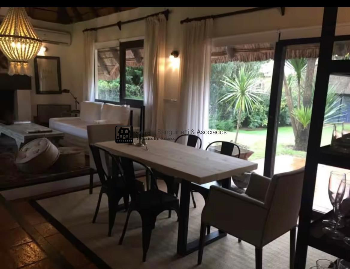 Casa ID.3304 - Casa de 3 dormitorios en alquiler anual en Rincón del Indio