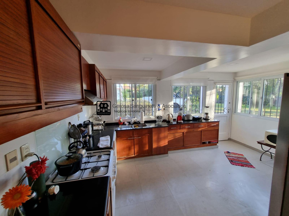 Casa ID.1060 - Gran casa en el golf de 5 dormitorios en alquiler