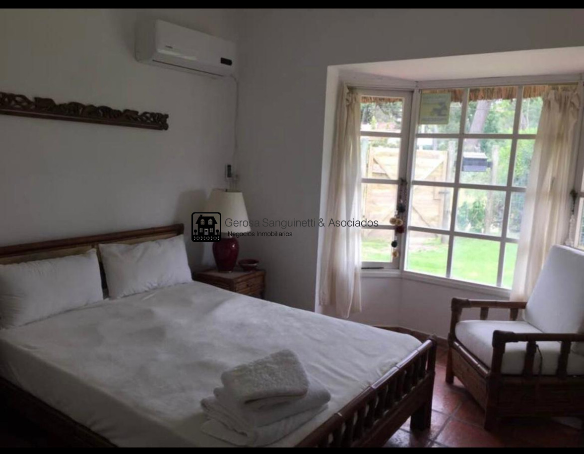 Casa ID.3304 - Casa de 3 dormitorios en alquiler anual en Rincón del Indio