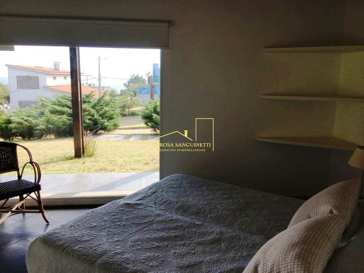 Casa ID.3673 - Casa en Manantiales en venta con 3 dormitorios