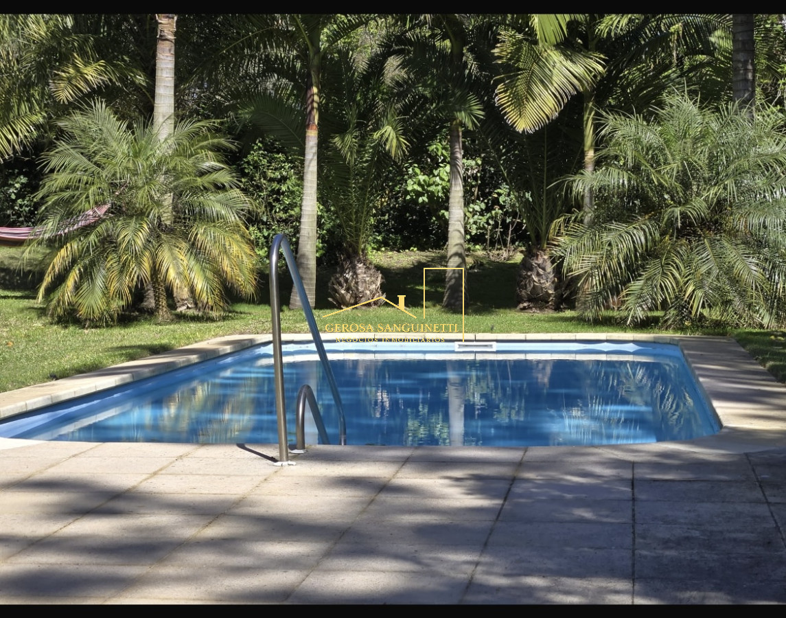 Casa ID.3187 - Casa de 4 dormitorios en Punta del Este en alquiler 