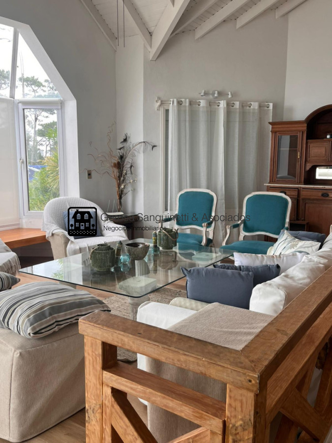 Casa ID.1098 - Muy comoda casa de 3 dormitorios en alquiler anual en Punta del Este