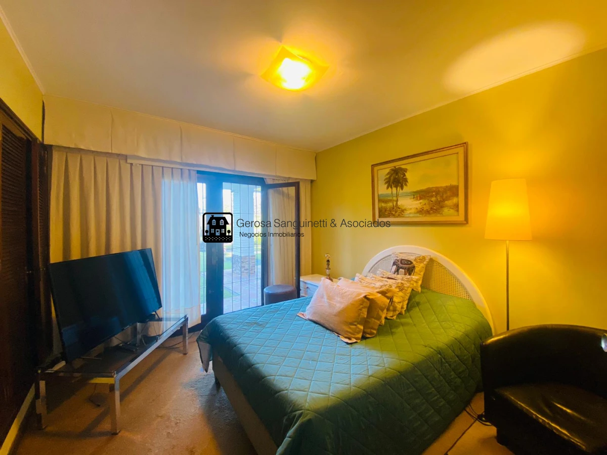 Casa ID.3339 - hermosa casa de 8 dormitorios en alquiler en Punta del Este