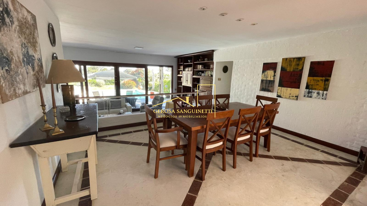 Casa ID.3368 - Casa de 5 dormitorios en Rincon del Indio en alquiler temporada