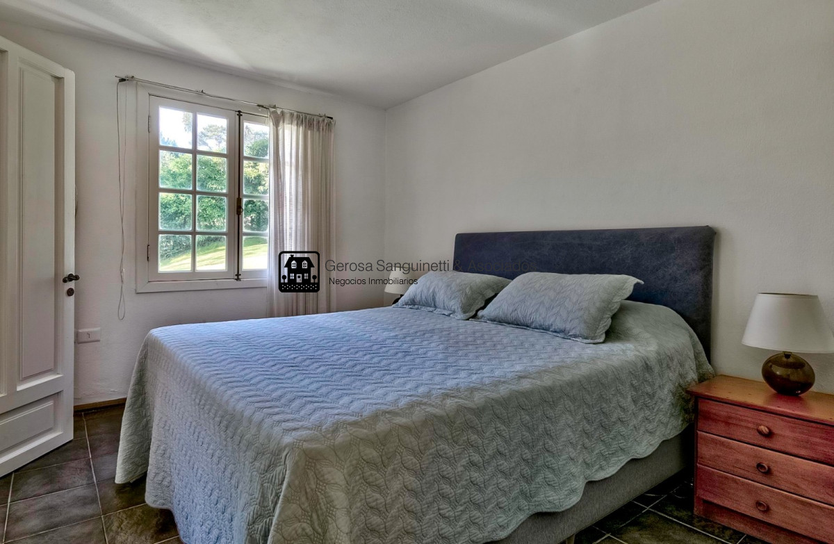 Casa ID.1332 - Muy linda casa en Pinares a metros del mar