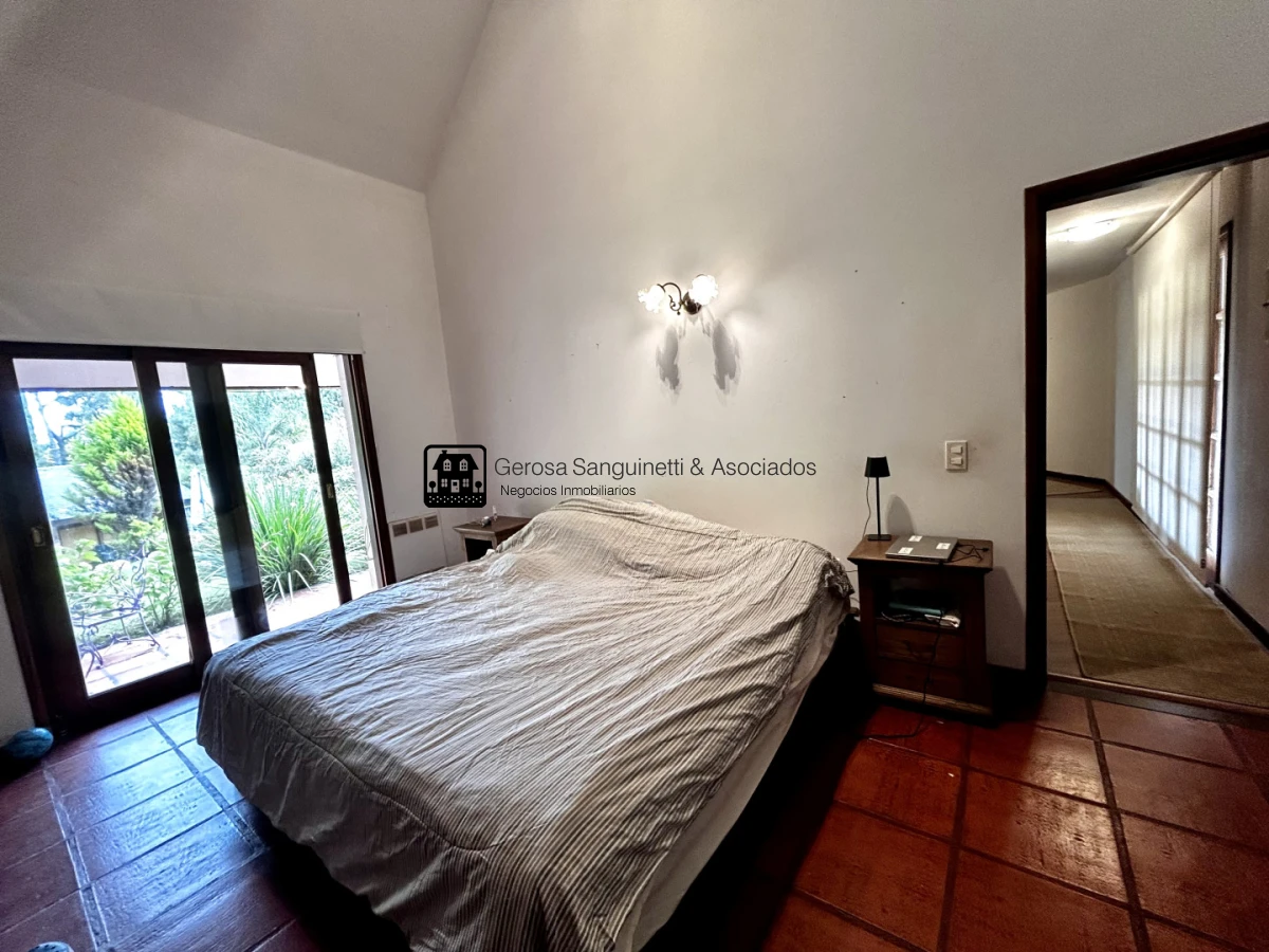 Casa ID.3198 - Casa de 6 dormitorios en San Rafael en alquiler