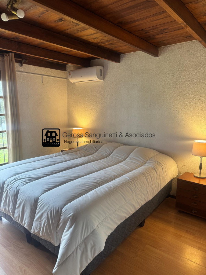 Casa ID.3257 - Casa en San Rafael de 4 dormitorios en alquiler