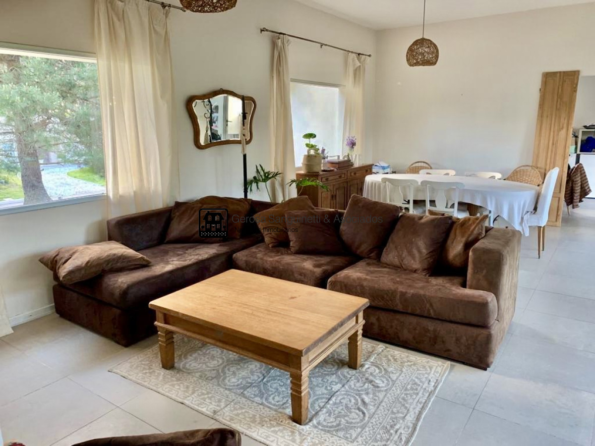 Casa ID.1037 - Muy linda casa en La Arbolada