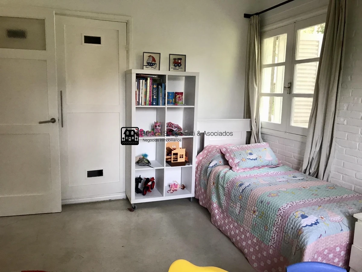 Casa ID.1555 - Muy linda casa en la Mansa con piscina y barbacoa