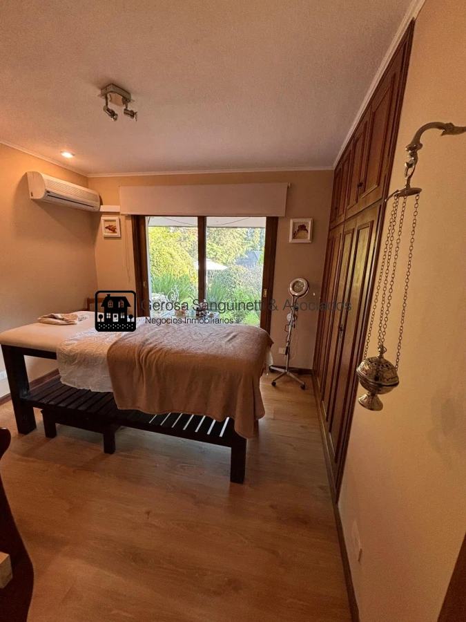 Casa ID.3198 - Casa de 6 dormitorios en San Rafael en alquiler