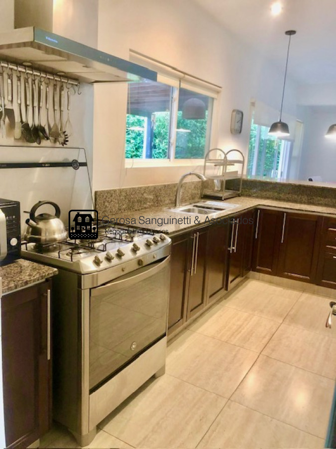 Casa ID.1617 - Casa moderna y cómoda para disfrutar en temporada