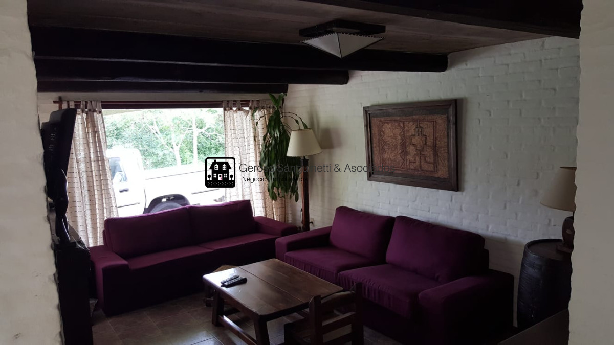 Casa ID.2114 - Casa en alquiler anual en pinares