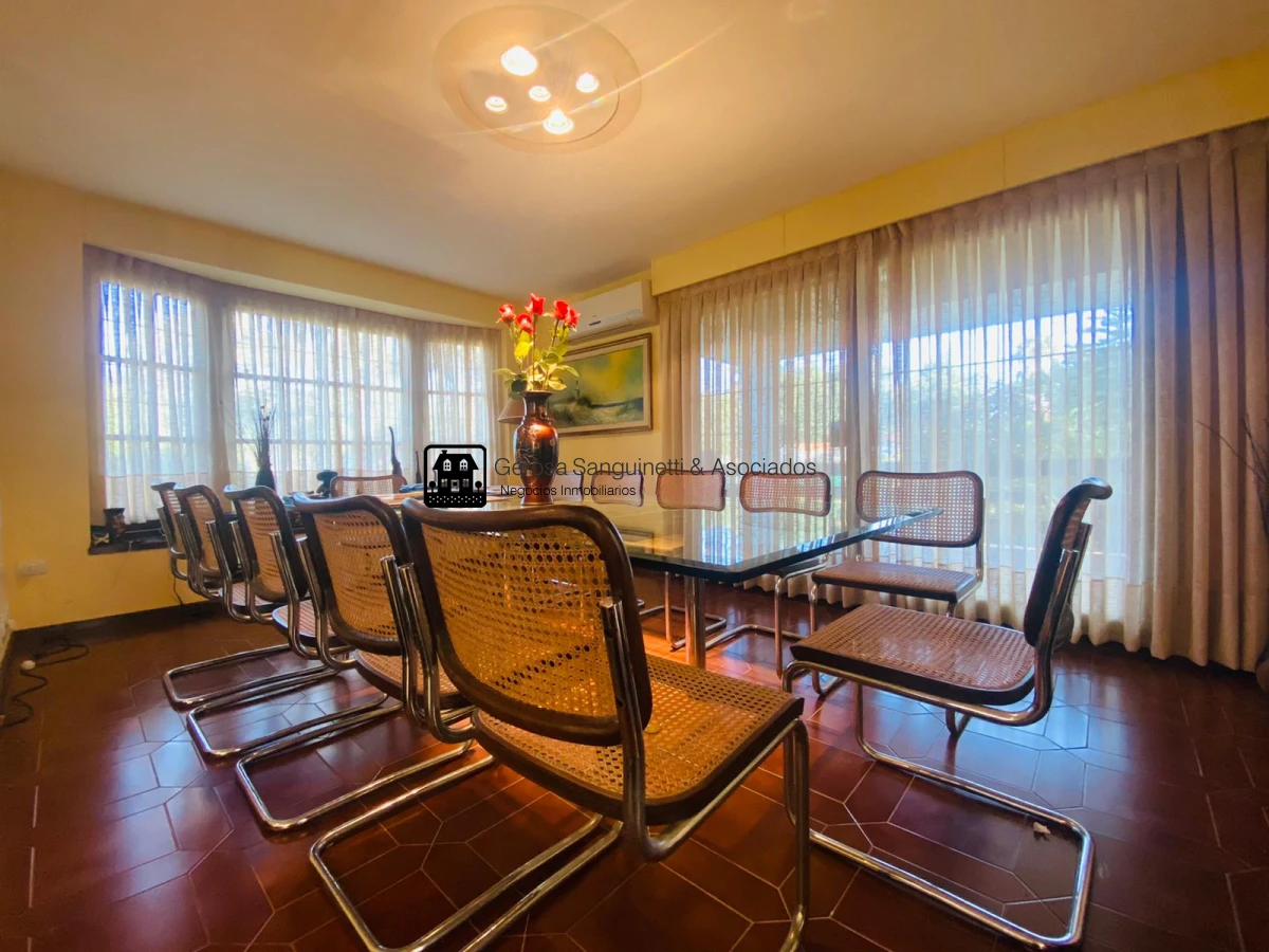 Casa ID.3339 - hermosa casa de 8 dormitorios en alquiler en Punta del Este