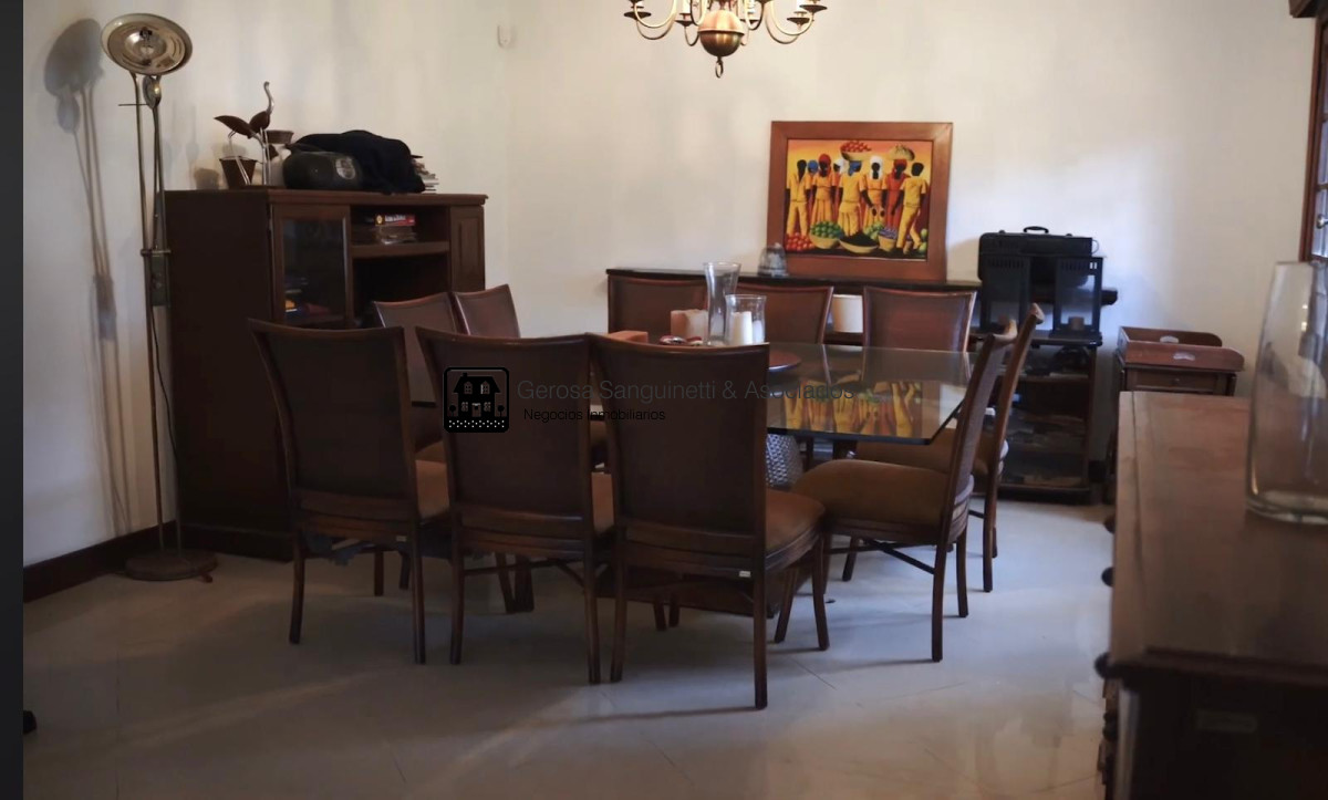 Casa ID.3303 - Gran casa de 5 dormitorios en venta en playa mansa 