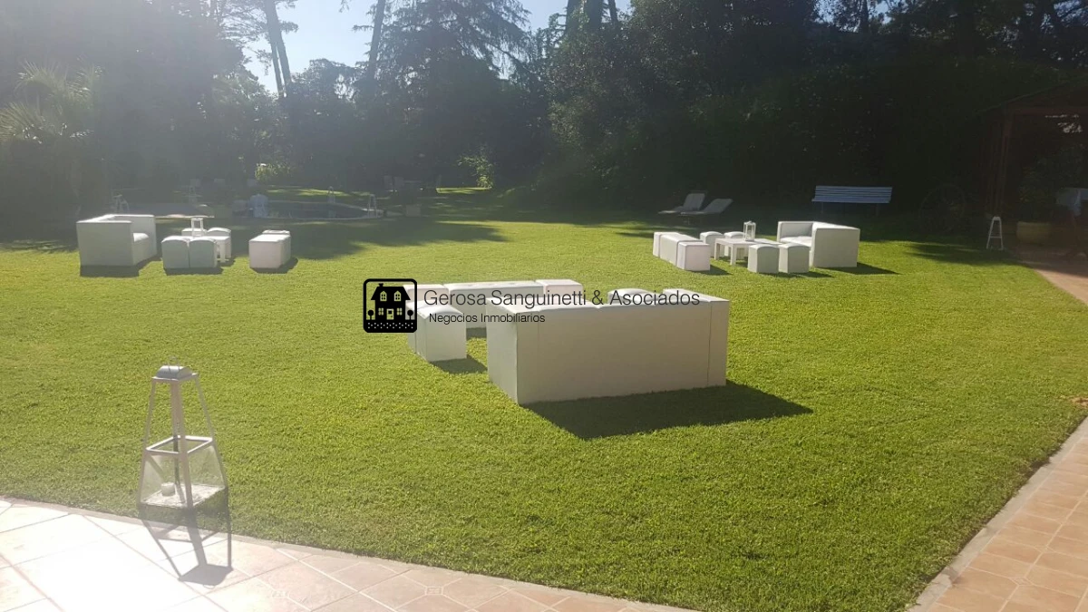 Casa ID.3339 - hermosa casa de 8 dormitorios en alquiler en Punta del Este