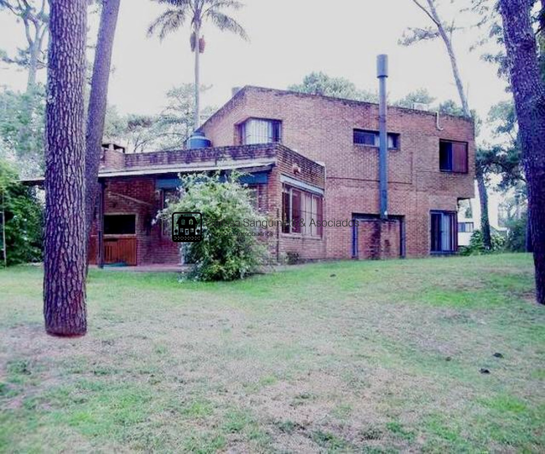 Casa ID.2299 - Muy linda casa a la venta en la Mansa