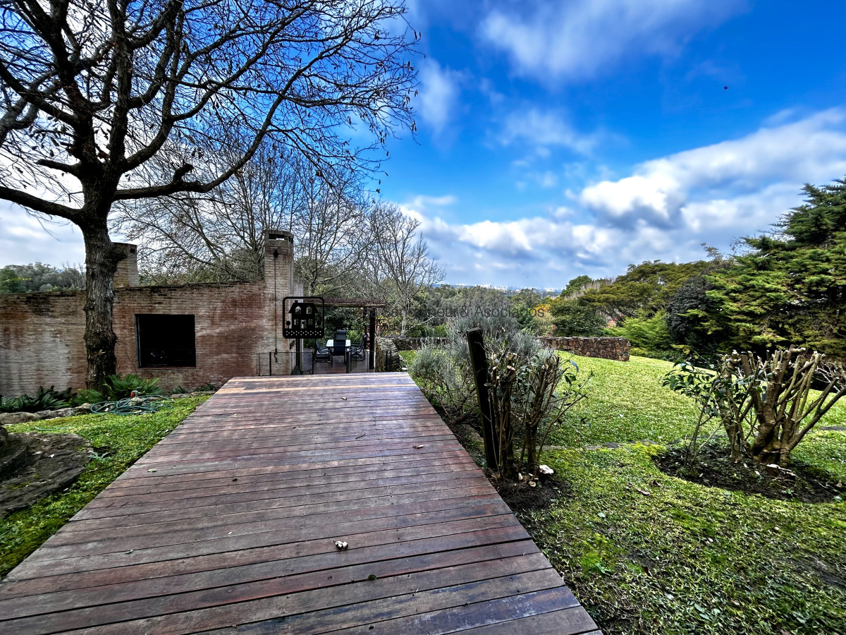 Casa ID.3047 - Importante casa en Punta Ballena 