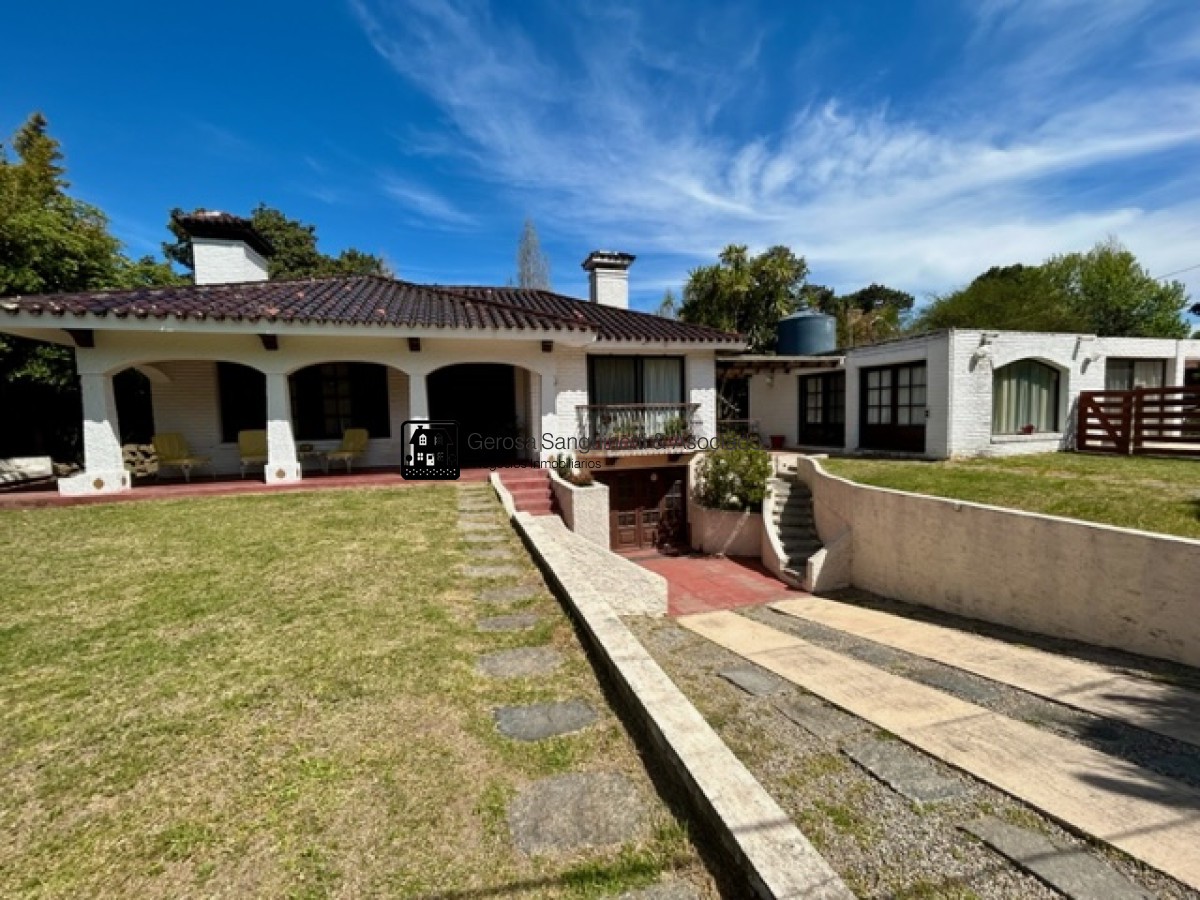 Casa ID.2497 - OPORTUNIDAD! Muy linda casa ideal para vivir todo el año