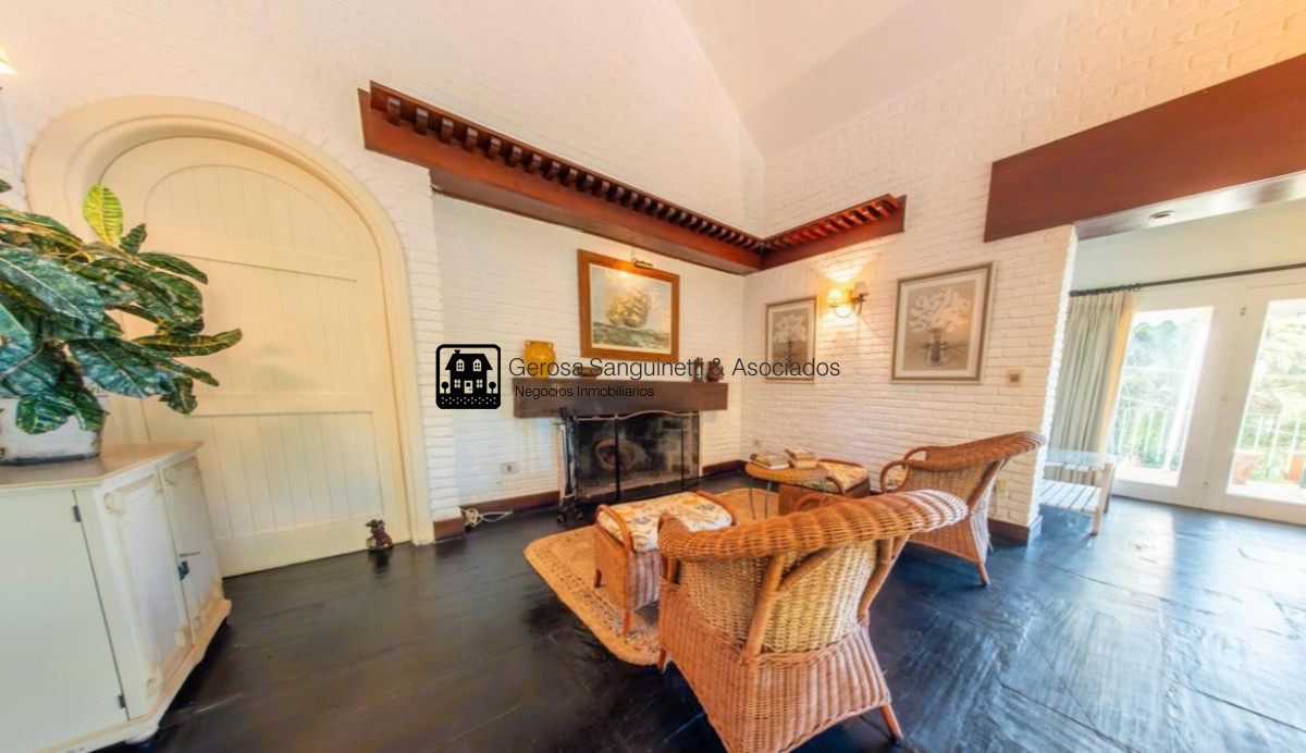 Casa ID.3310 - Casa de 4 dormitorios en alquiler en San Rafael 