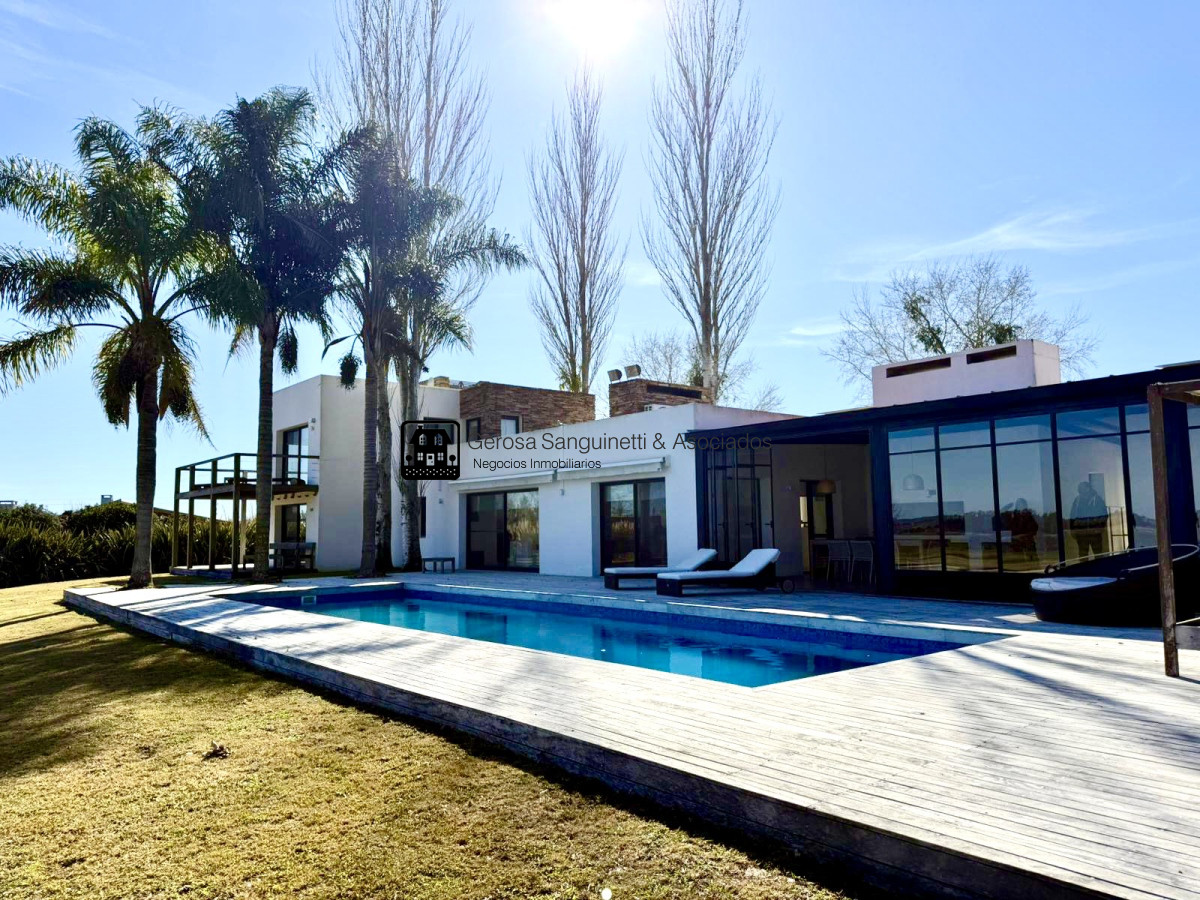 Casa ID.3123 - Espectacular casa en El Quijote