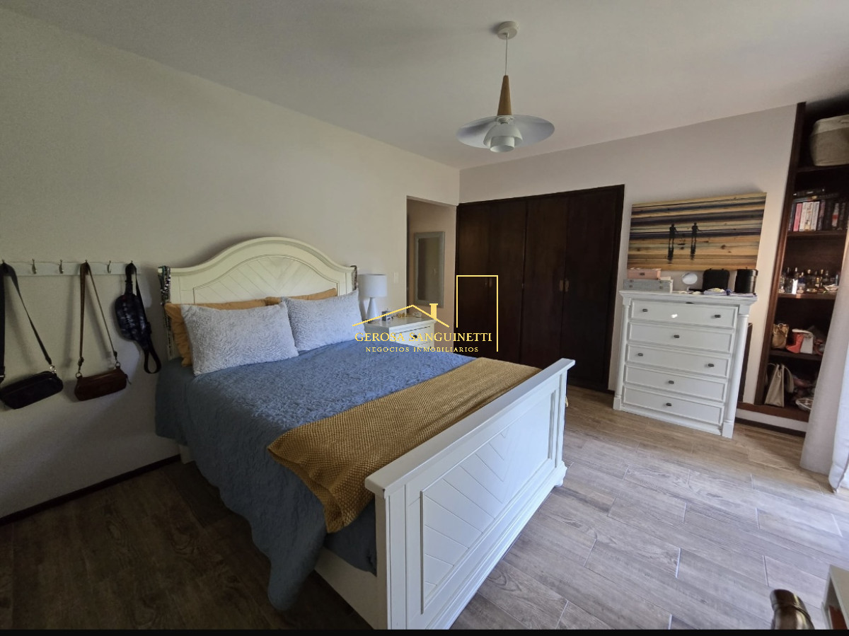 Casa ID.3187 - Casa de 4 dormitorios en Punta del Este en alquiler 